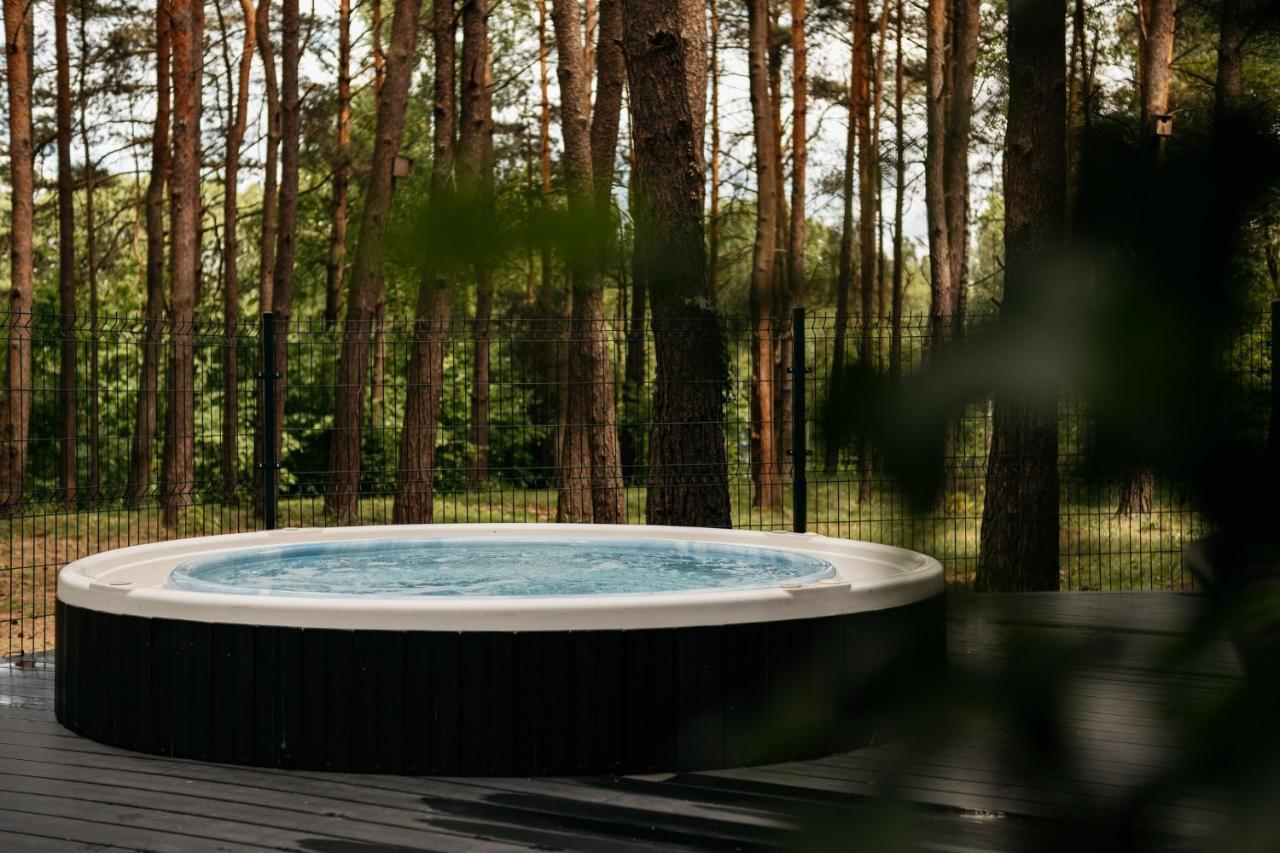 Hotel Uroczysko Cedzyna Exterior foto