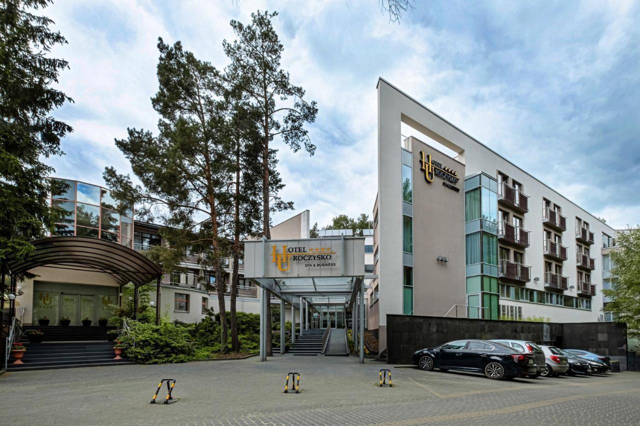 Hotel Uroczysko Cedzyna Exterior foto