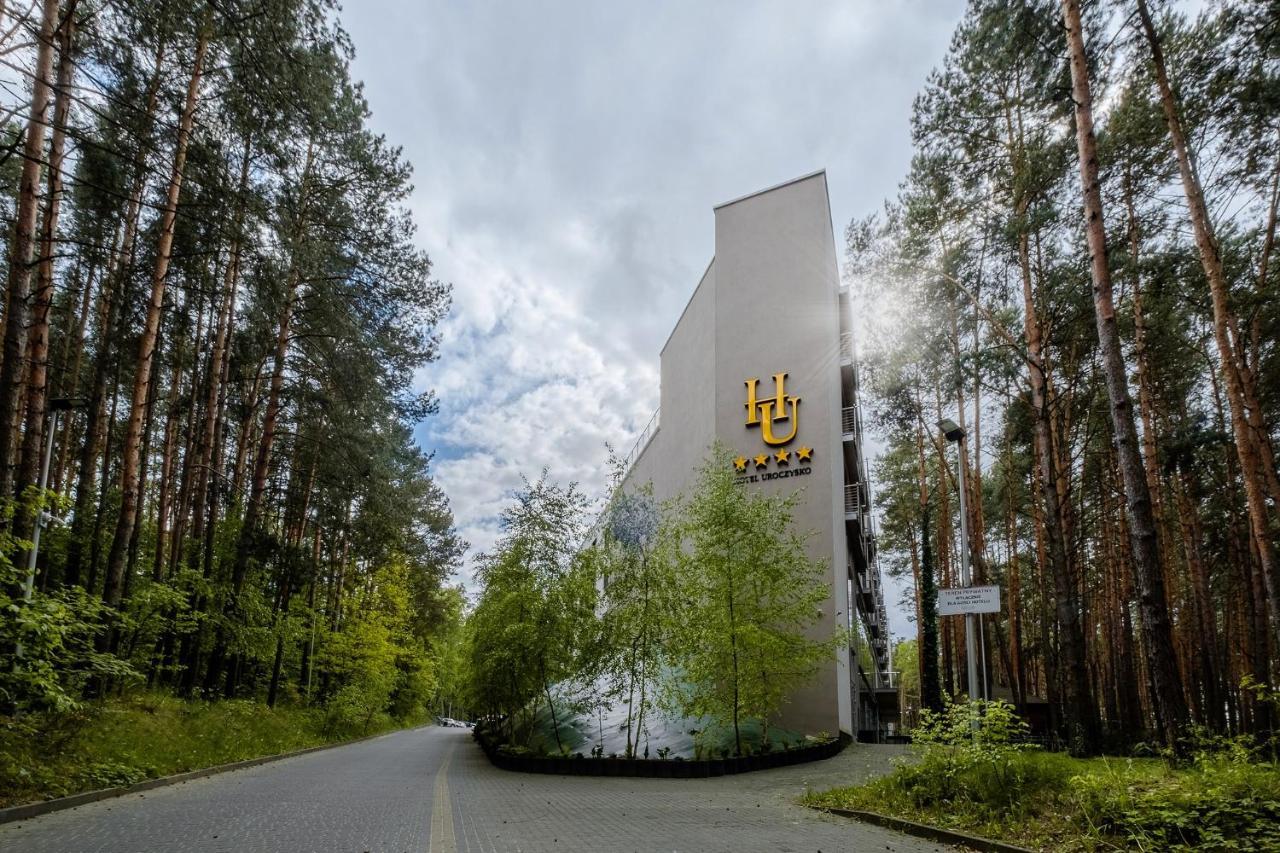 Hotel Uroczysko Cedzyna Exterior foto